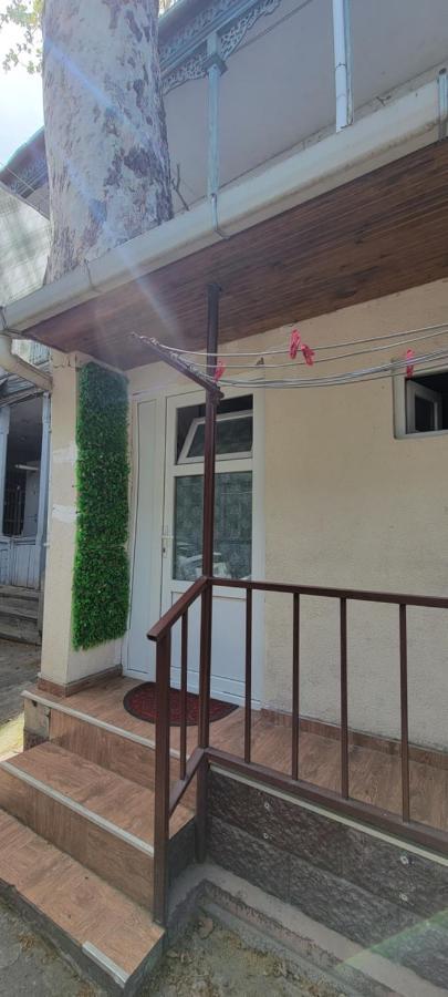 Honey Apartment Tbilisi Exterior foto